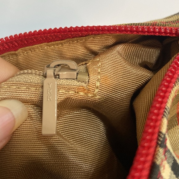 Burberry Small Shoulder Bag - Picture 14 of 17